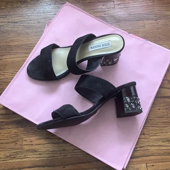 ✨STEVE Madden Ileena Sandal✨ - Picture 1 of 10